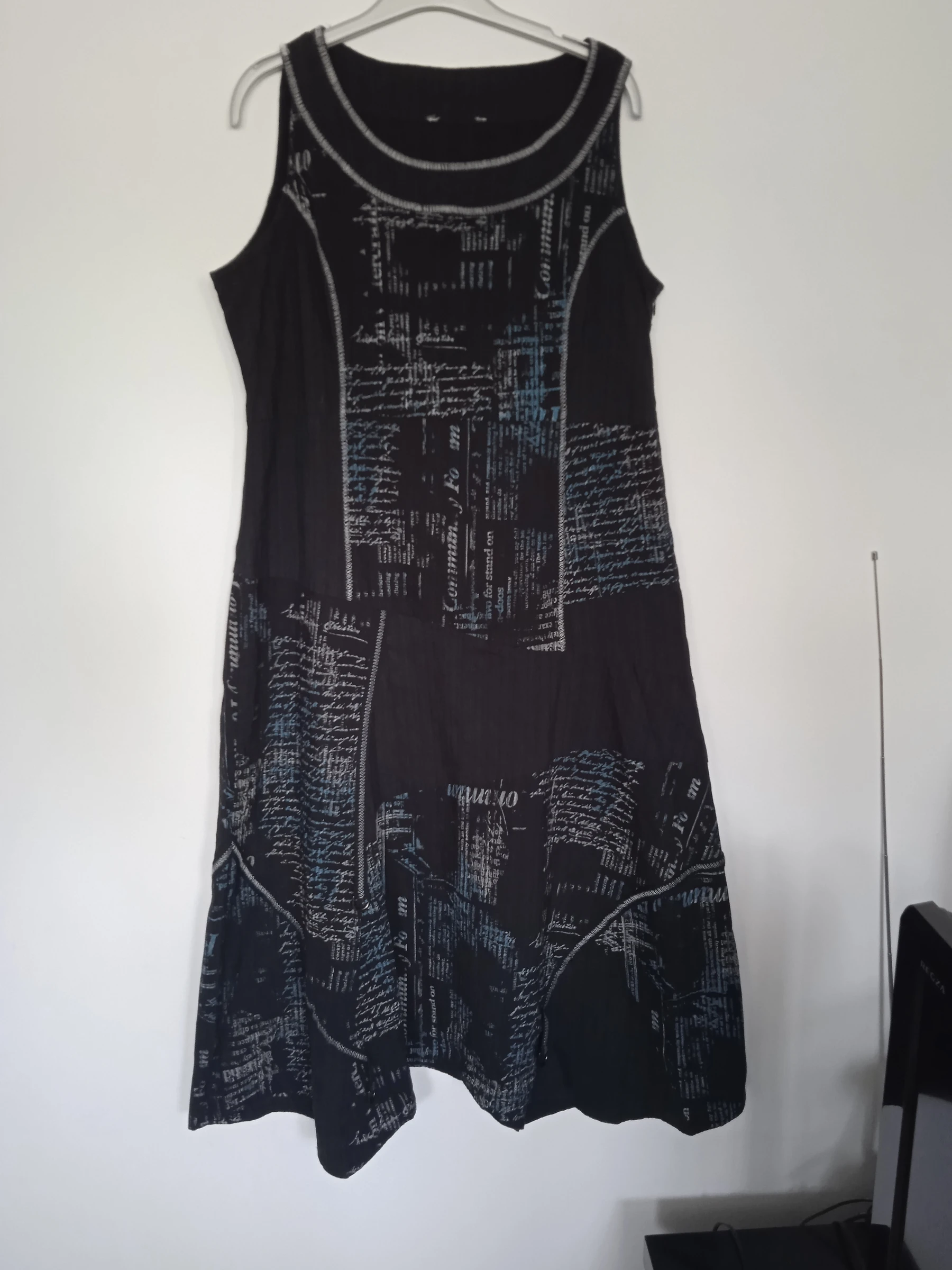 Robe longue, bas asymétrique taille 46/48